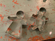 Load image into Gallery viewer, Cookie cutters & molds