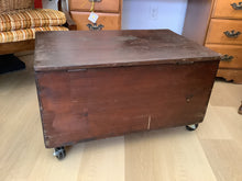 Load image into Gallery viewer, Homemade vintage wooden box