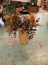 Load image into Gallery viewer, Short fall stems