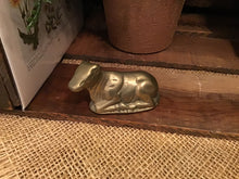 Load image into Gallery viewer, Brass items