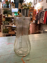 Load image into Gallery viewer, Clear glass dishes