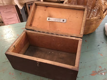 Load image into Gallery viewer, Homemade vintage wooden box