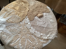 Load image into Gallery viewer, Doilies