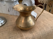 Load image into Gallery viewer, Brass items