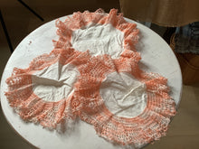 Load image into Gallery viewer, Doilies