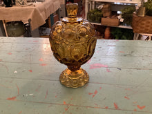 Load image into Gallery viewer, Vintage golden amber glass ware