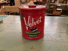 Load image into Gallery viewer, Vintage tin