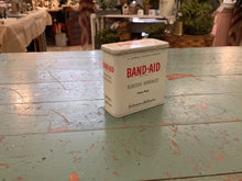 Load image into Gallery viewer, Vintage tin