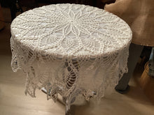 Load image into Gallery viewer, Doilies