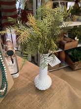 Load image into Gallery viewer, Greenery pick