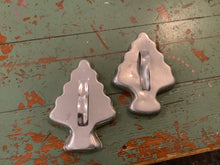 Load image into Gallery viewer, Cookie cutters & molds