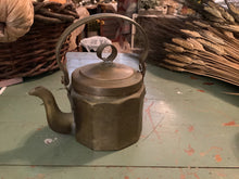 Load image into Gallery viewer, Brass items