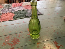 Load image into Gallery viewer, Green glass
