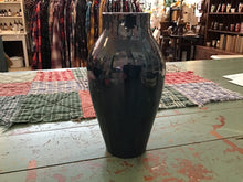 Load image into Gallery viewer, Ceramic Vase
