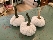 Load image into Gallery viewer, Chenille pumpkin
