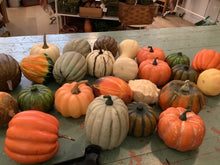 Load image into Gallery viewer, Faux pumpkins
