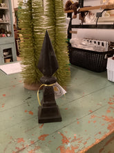 Load image into Gallery viewer, Iron fence post finial
