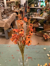 Load image into Gallery viewer, Paper floral stems
