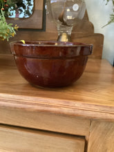 Load image into Gallery viewer, Brown crock
