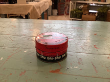Load image into Gallery viewer, Vintage tin
