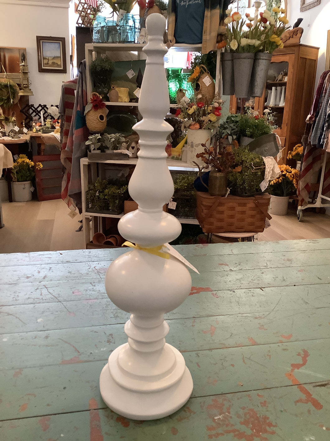 White finial