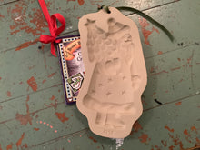 Load image into Gallery viewer, Cookie cutters &amp; molds
