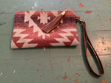 Load image into Gallery viewer, Tapestry bag
