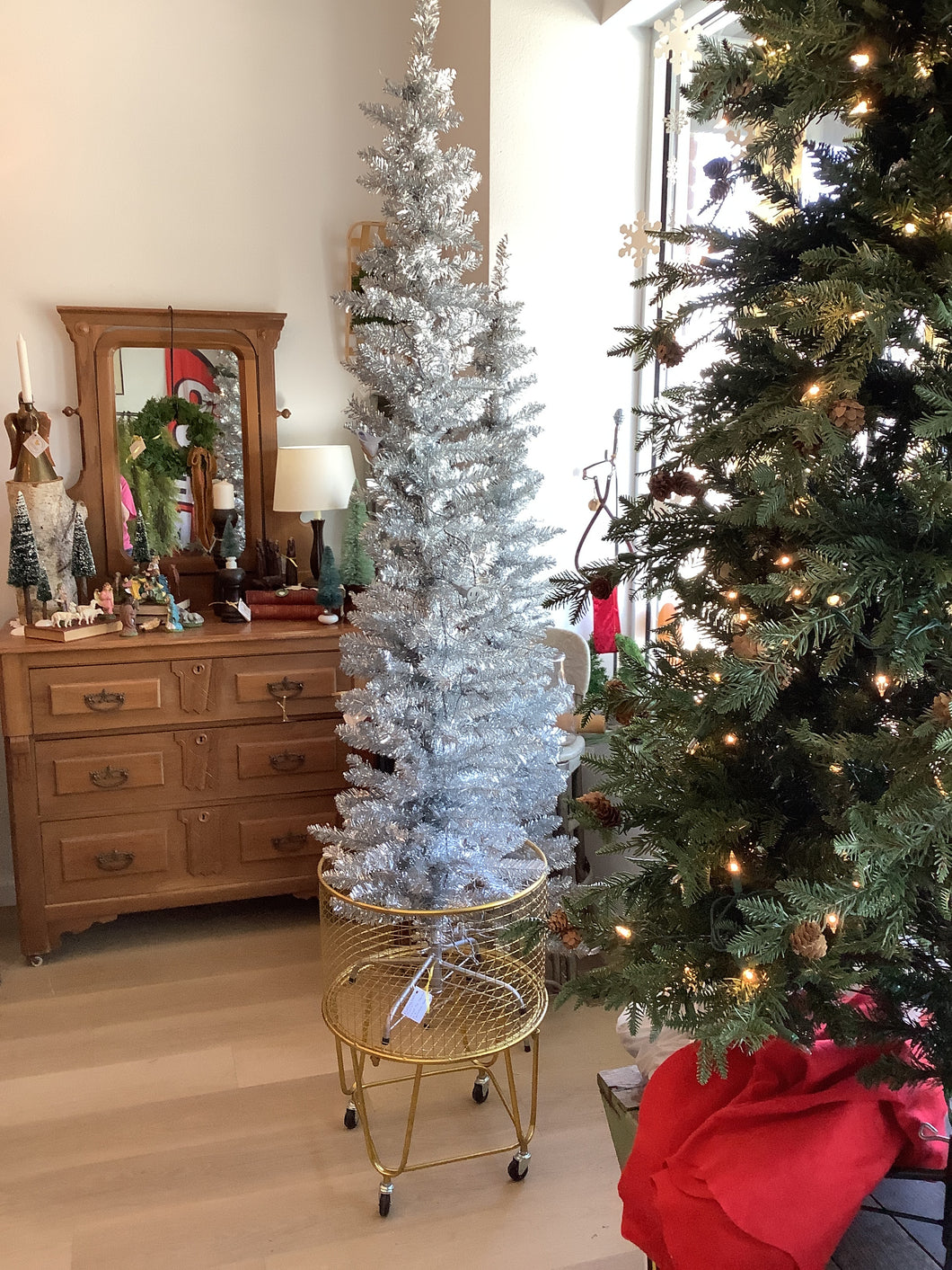 6 ft silver tree
