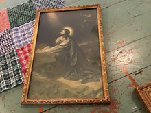 Load image into Gallery viewer, Vintage framed print of Jesus
