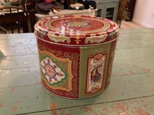 Load image into Gallery viewer, Vintage tin

