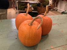 Load image into Gallery viewer, Faux pumpkins
