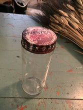 Load image into Gallery viewer, Glass jar w/lid
