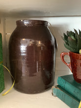 Load image into Gallery viewer, Brown crock
