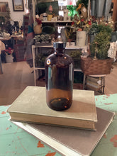 Load image into Gallery viewer, Amber glass bottles
