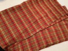 Load image into Gallery viewer, Tablecloths
