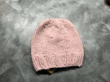 Load image into Gallery viewer, Hand-knit baby hat
