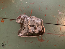 Load image into Gallery viewer, Aluminum items
