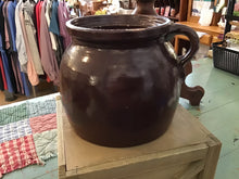 Load image into Gallery viewer, Brown crock
