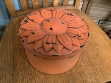 Load image into Gallery viewer, Fall decor
