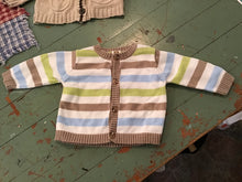 Load image into Gallery viewer, Children’s sweaters
