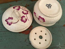 Load image into Gallery viewer, Majolica pottery
