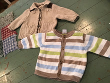 Load image into Gallery viewer, Children’s sweaters
