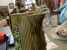 Load image into Gallery viewer, Vintage Tilso Tea Pot
