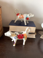 Load image into Gallery viewer, Cow creamer
