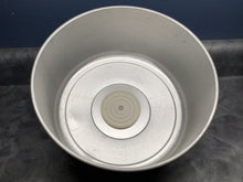 Load image into Gallery viewer, Metal cake plate covers

