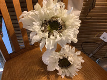 Load image into Gallery viewer, Sunflower stems
