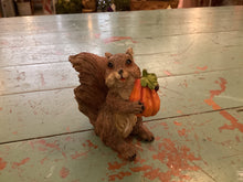 Load image into Gallery viewer, Figurines
