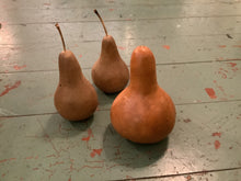 Load image into Gallery viewer, Dried gourds
