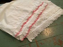 Load image into Gallery viewer, Vintage bed linens
