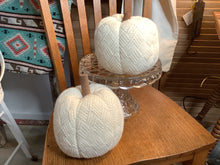 Load image into Gallery viewer, Cloth pumpkin
